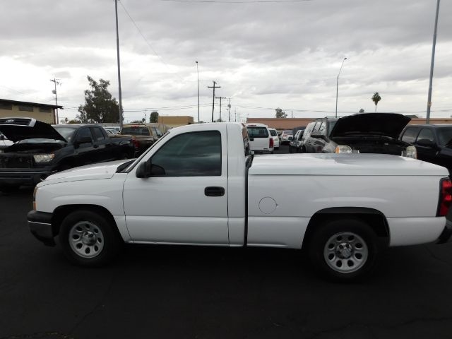 Chevrolet Silverado 1500 Reg Cab 119.0" WB 2WD Work Truck 2006