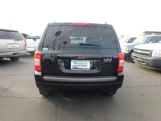 Jeep Patriot FWD 4dr 75th Anniversary 2016