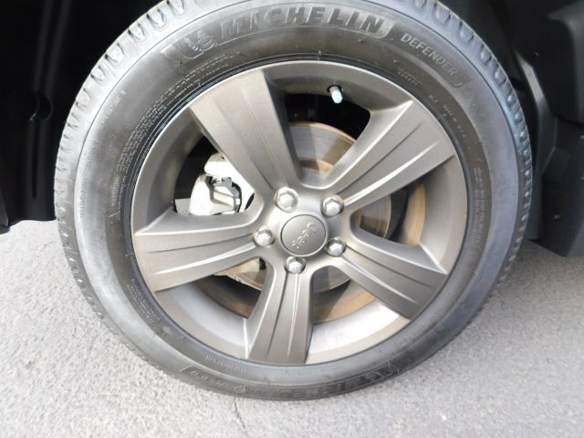 Jeep Patriot FWD 4dr 75th Anniversary 2016