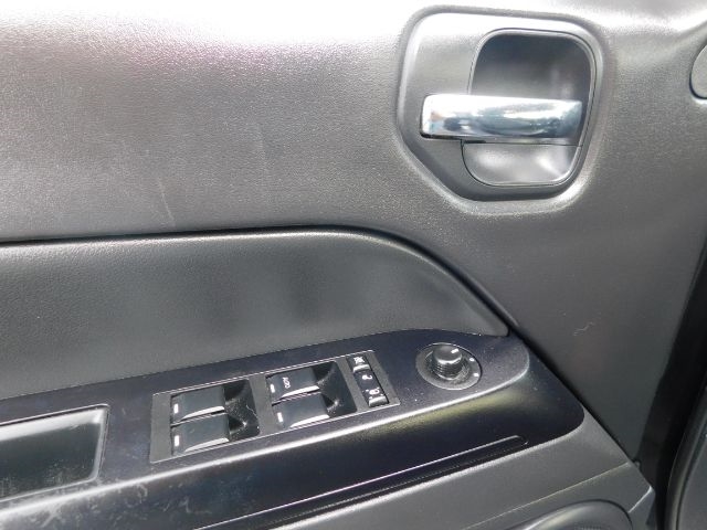 Jeep Patriot FWD 4dr 75th Anniversary 2016