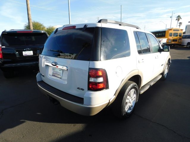 Ford Explorer 4WD 4dr V6 Eddie Bauer 2008