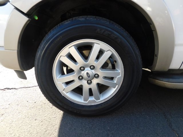 Ford Explorer 4WD 4dr V6 Eddie Bauer 2008