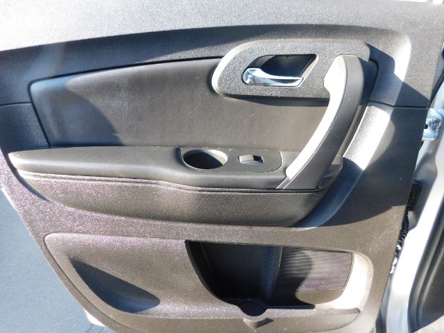 Chevrolet Traverse FWD 4dr LT w/1LT 2009