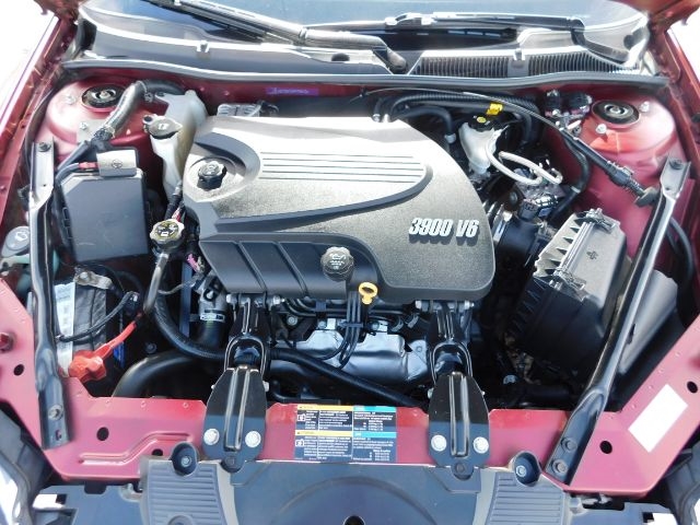 Chevrolet Impala 4dr Sdn 3.9L LT 2009