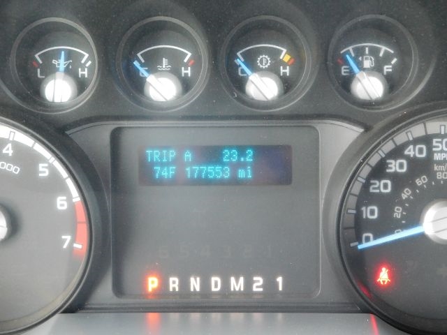 Ford Super Duty F-250 SRW 2WD SuperCab 142" Lariat 2011