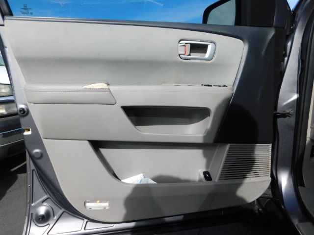 Honda Pilot 2WD 4dr LX 2014