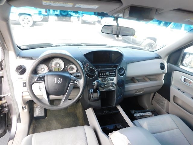 Honda Pilot 2WD 4dr LX 2014