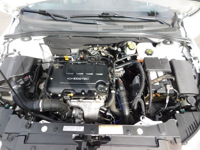 Chevrolet Cruze 4dr Sdn LTZ 2014