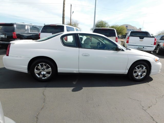 Chevrolet Monte Carlo 2dr Cpe LS 2007