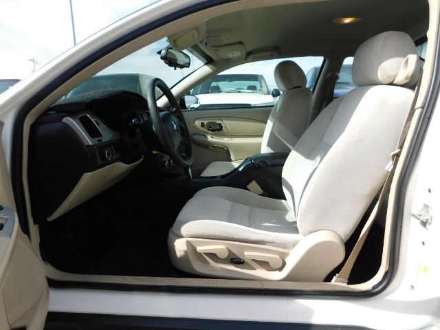 Chevrolet Monte Carlo 2dr Cpe LS 2007