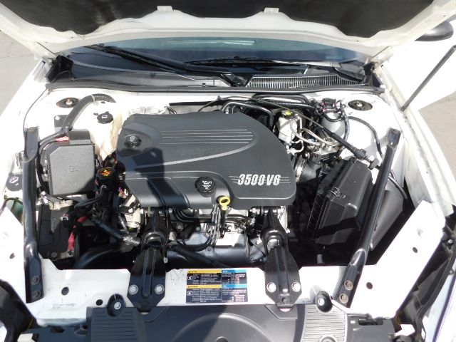 Chevrolet Monte Carlo 2dr Cpe LS 2007