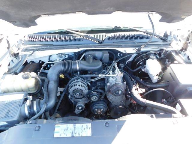 Chevrolet Silverado 1500 Reg Cab 119.0" WB 2WD Work Truck 2006