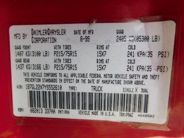 Dodge Dakota Club Cab 131" WB Base 2000