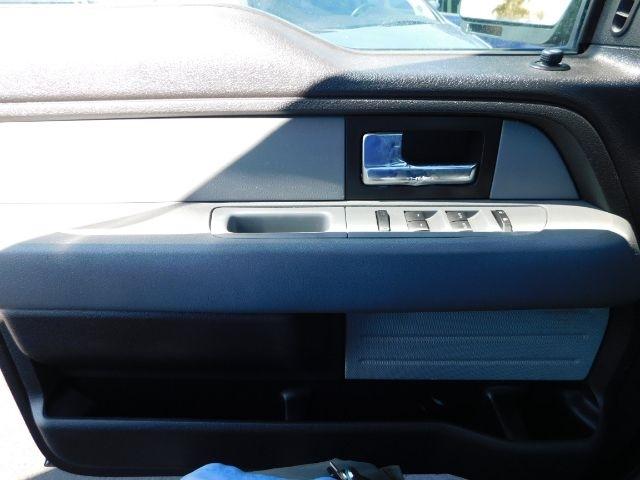 Ford F-150 2WD SuperCrew 145" XL 2013