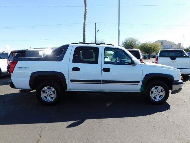 Chevrolet Avalanche 1500 5dr Crew Cab 130" WB 4WD Z71 2004