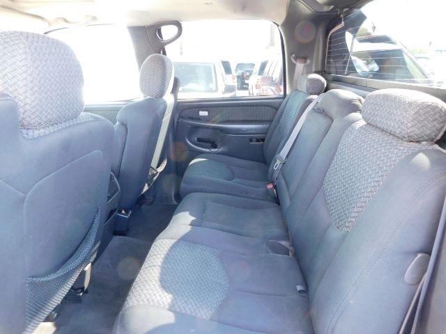 Chevrolet Avalanche 1500 5dr Crew Cab 130" WB 4WD Z71 2004