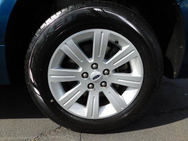 Ford Flex 4dr SE FWD 2011