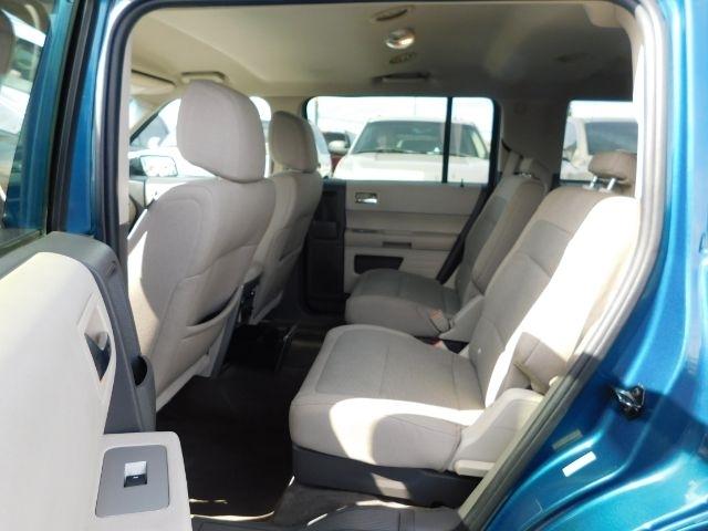 Ford Flex 4dr SE FWD 2011