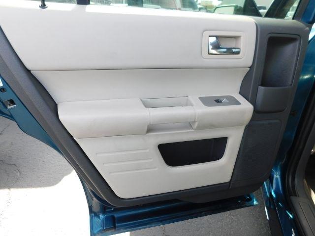 Ford Flex 4dr SE FWD 2011