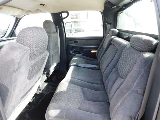 Chevrolet Avalanche 1500 5dr Crew Cab 130" WB 2002