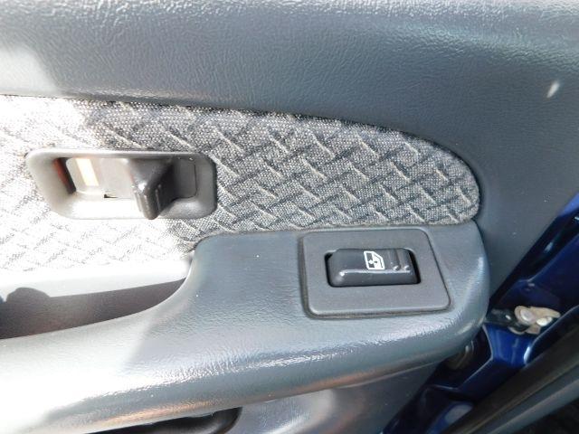 Chevrolet Avalanche 1500 5dr Crew Cab 130" WB 2002