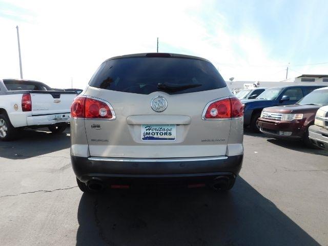 Buick Enclave FWD 4dr Leather 2012
