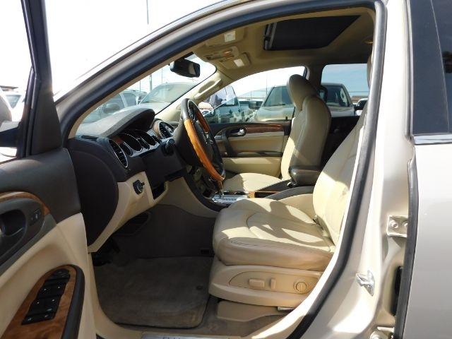 Buick Enclave FWD 4dr Leather 2012