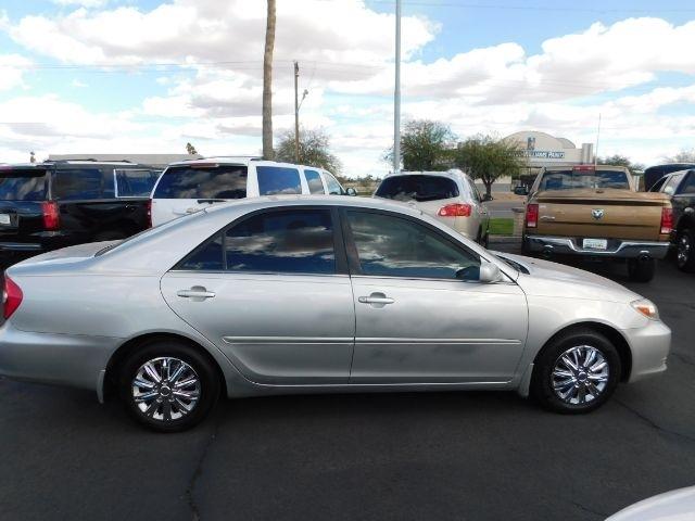 Toyota Camry 4dr Sdn LE Manual (Natl) 2002