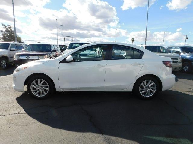 Mazda MAZDA3 4dr Sdn Auto i Touring 2012