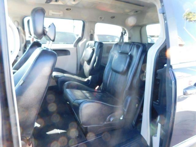 Chrysler Town & Country 4dr Wgn Touring 2014