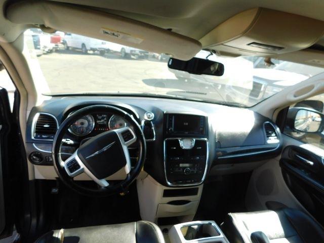 Chrysler Town & Country 4dr Wgn Touring 2014