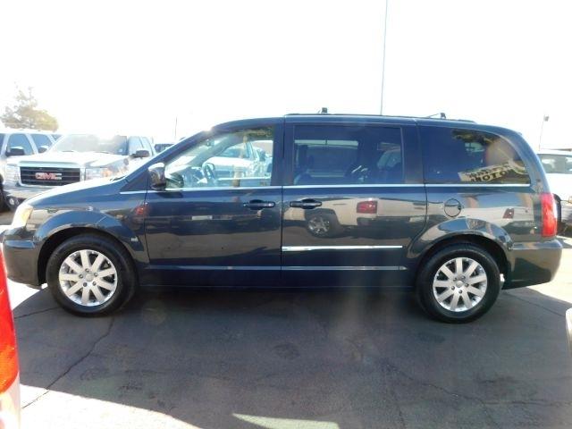 Chrysler Town & Country 4dr Wgn Touring 2014