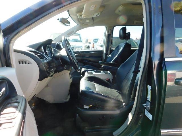 Chrysler Town & Country 4dr Wgn Touring 2014