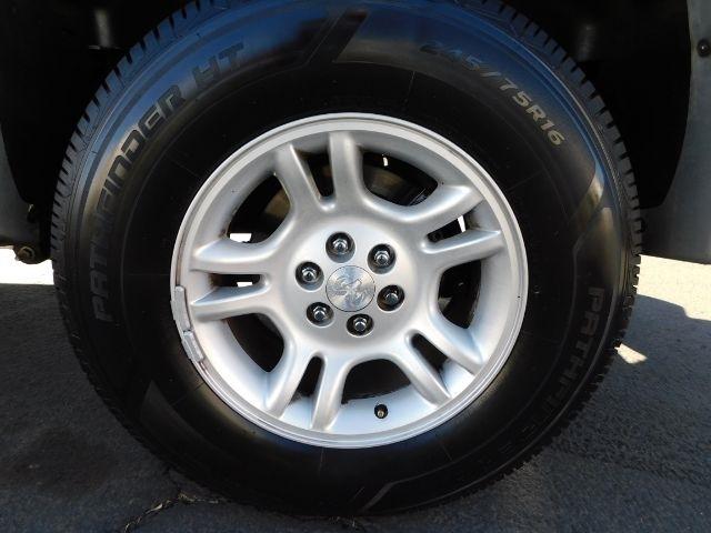 Dodge Dakota 4dr Quad Cab 131" WB Sport 2004
