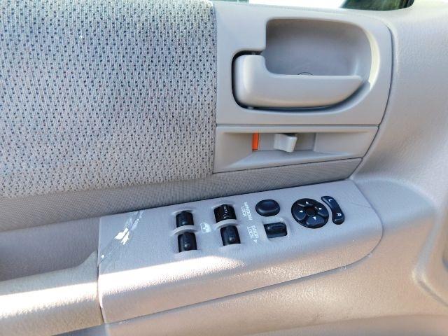 Dodge Dakota 4dr Quad Cab 131" WB Sport 2004