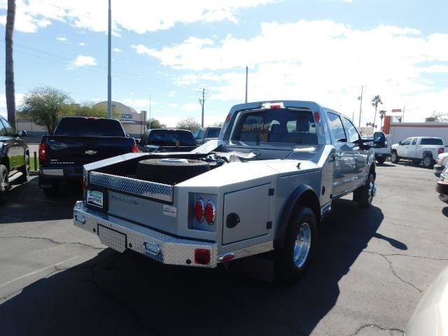 Ford Super Duty F-350 DRW King Ranch 4WD Crew Cab 8' Box 2022