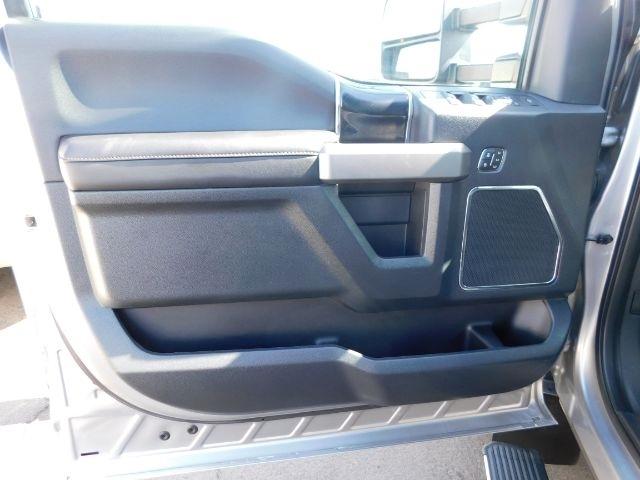 Ford Super Duty F-350 DRW King Ranch 4WD Crew Cab 8' Box 2022