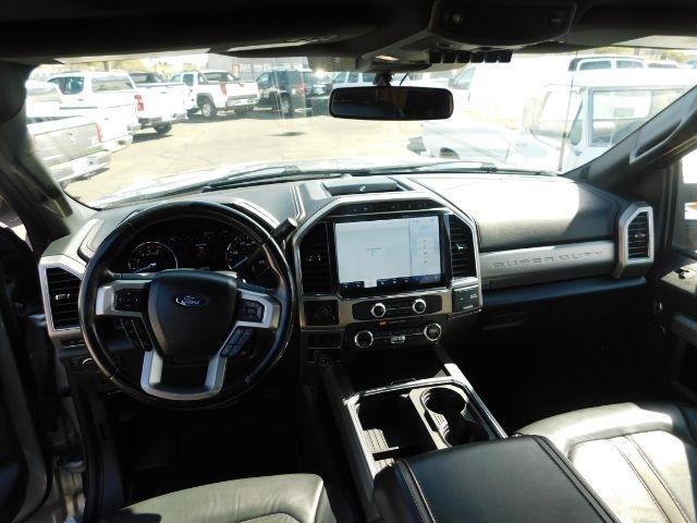 Ford Super Duty F-350 DRW King Ranch 4WD Crew Cab 8' Box 2022