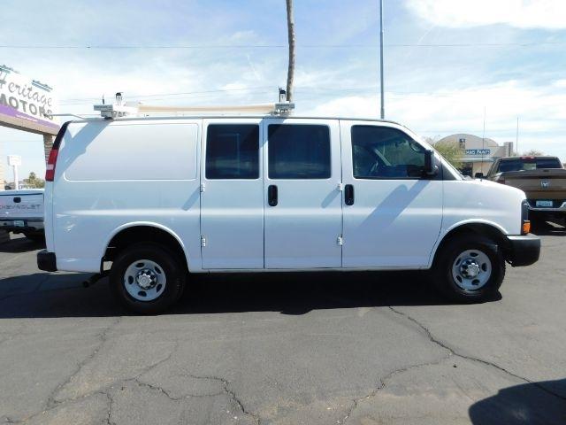 Chevrolet Express Cargo Van RWD 2500 135" 2015