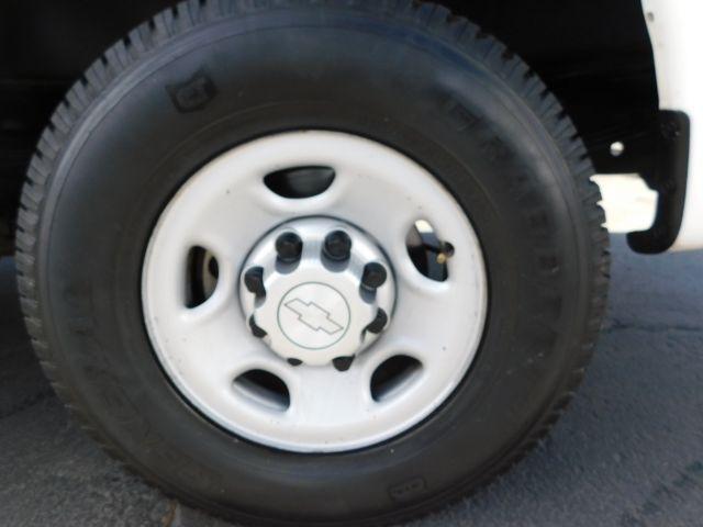 Chevrolet Express Cargo Van RWD 2500 135" 2015