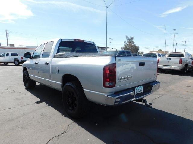 Dodge Ram 2500 4dr Quad Cab 140.5" WB SLT 2003