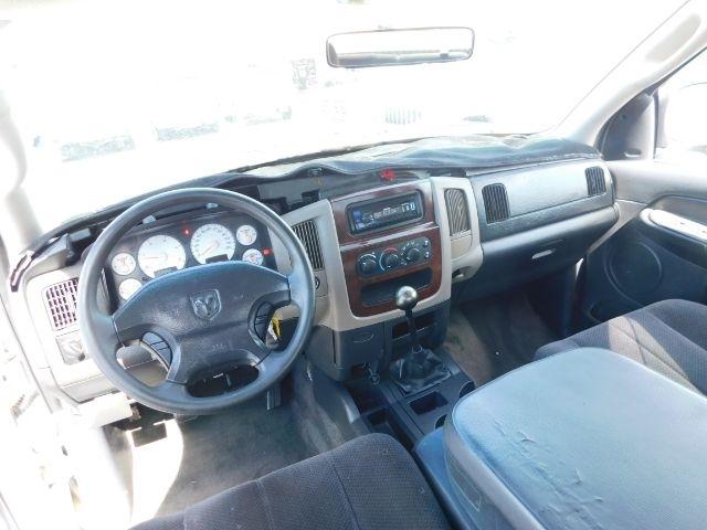Dodge Ram 2500 4dr Quad Cab 140.5" WB SLT 2003