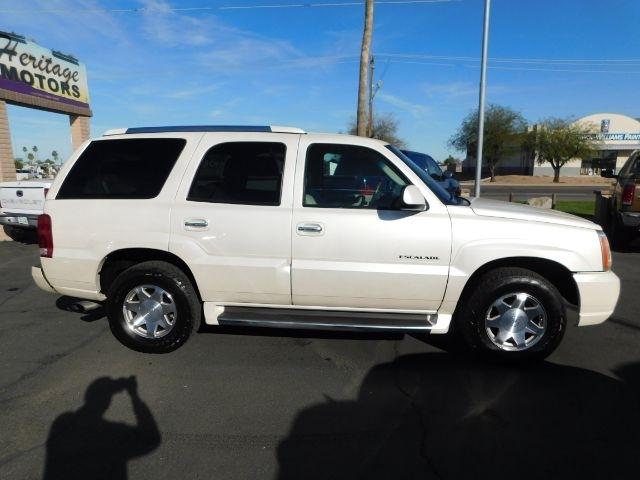 Cadillac Escalade 4dr AWD 2004