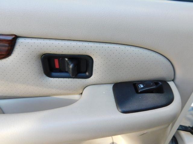 Cadillac Escalade 4dr AWD 2004