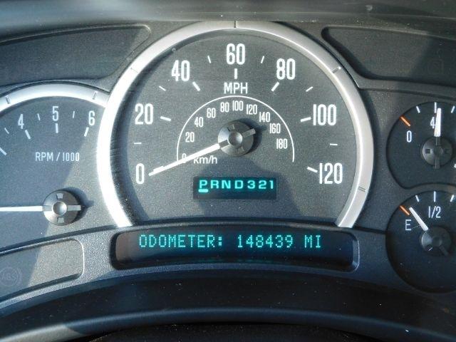 Cadillac Escalade 4dr AWD 2004