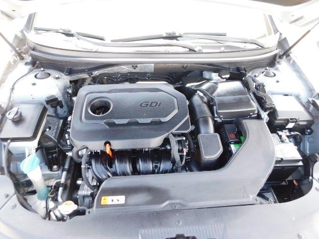 Hyundai Sonata 4dr Sdn 2.4L SE PZEV 2015