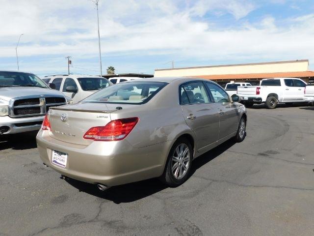Toyota Avalon 4dr Sdn Touring (Natl) 2005