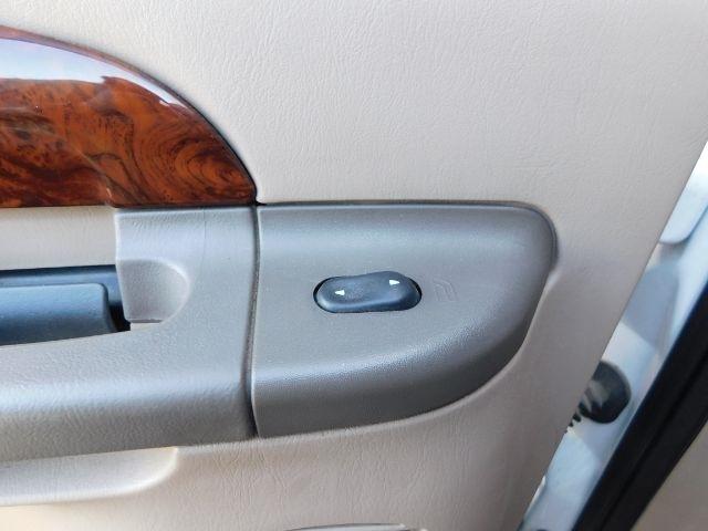 Ford Excursion 137" WB Limited 2001