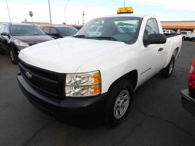 Chevrolet Silverado 1500 2WD Reg Cab 119.0" Work Truck 2008