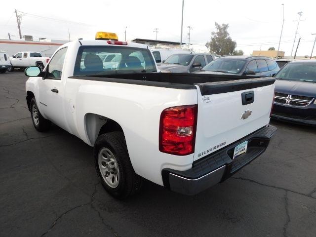 Chevrolet Silverado 1500 2WD Reg Cab 119.0" Work Truck 2008